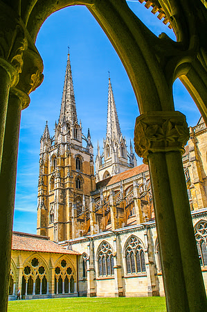 L010 - Cathedrale Saint-Marie de Bayonne - Bayonne, France