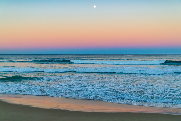 SE008 - Moon Rising Over Cronulla Beach, Australia